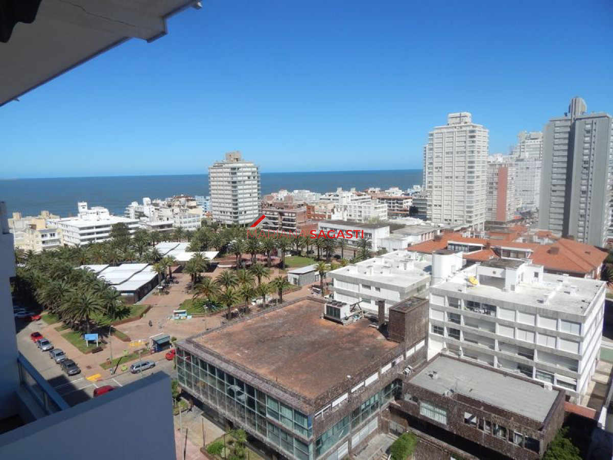 Apartamento ID.2229 - Apartamento en Punta del Este, Península