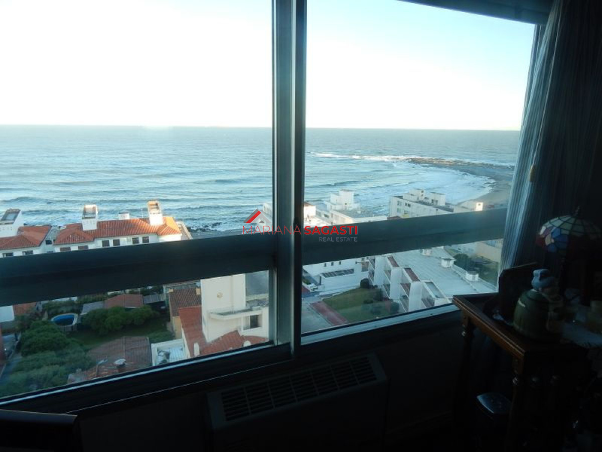 Apartamento ID.2230 - Apartamento en Punta del Este, Península