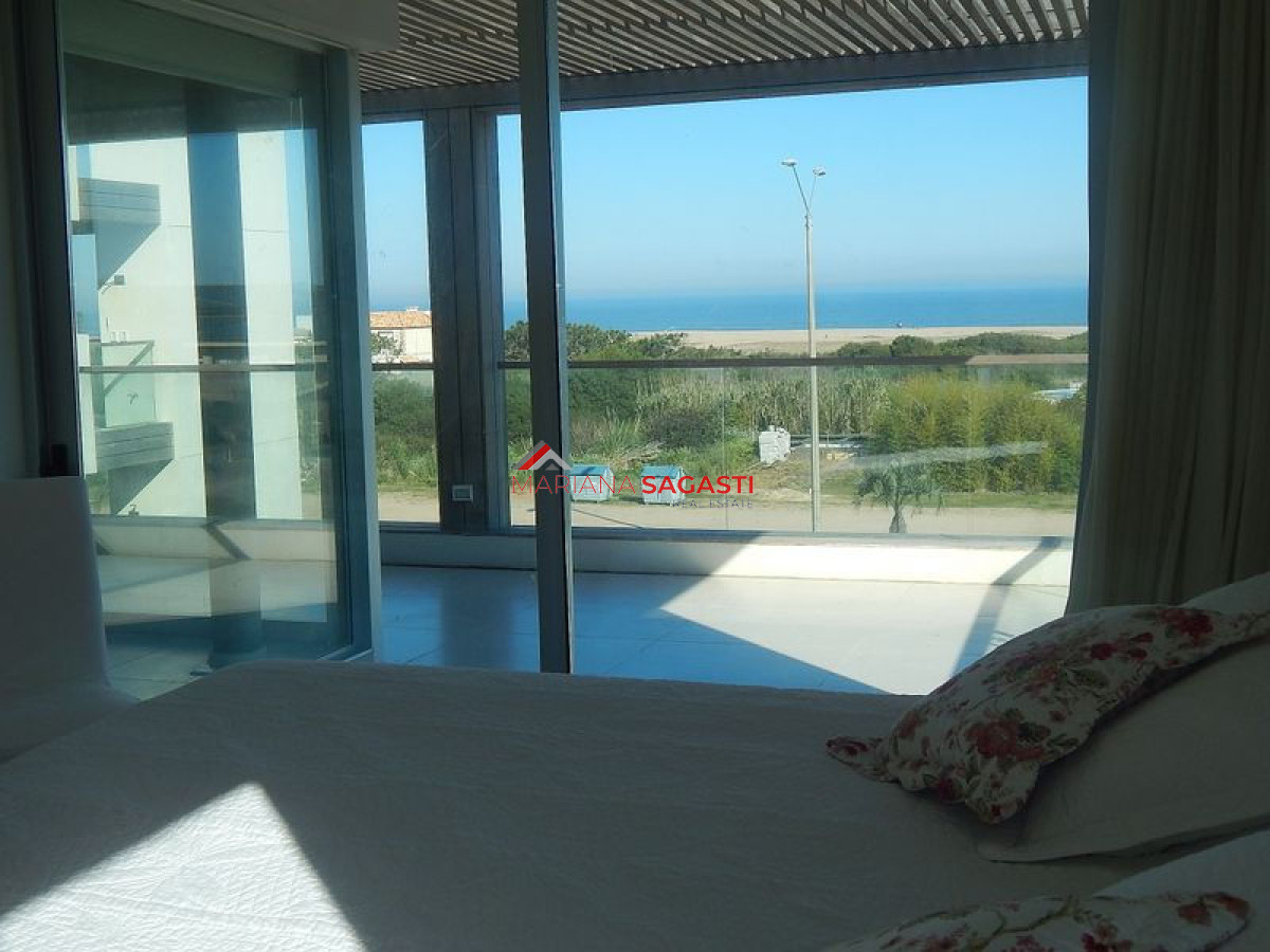 Apartamento ID.2242 - Apartamento en Punta del Este, Península