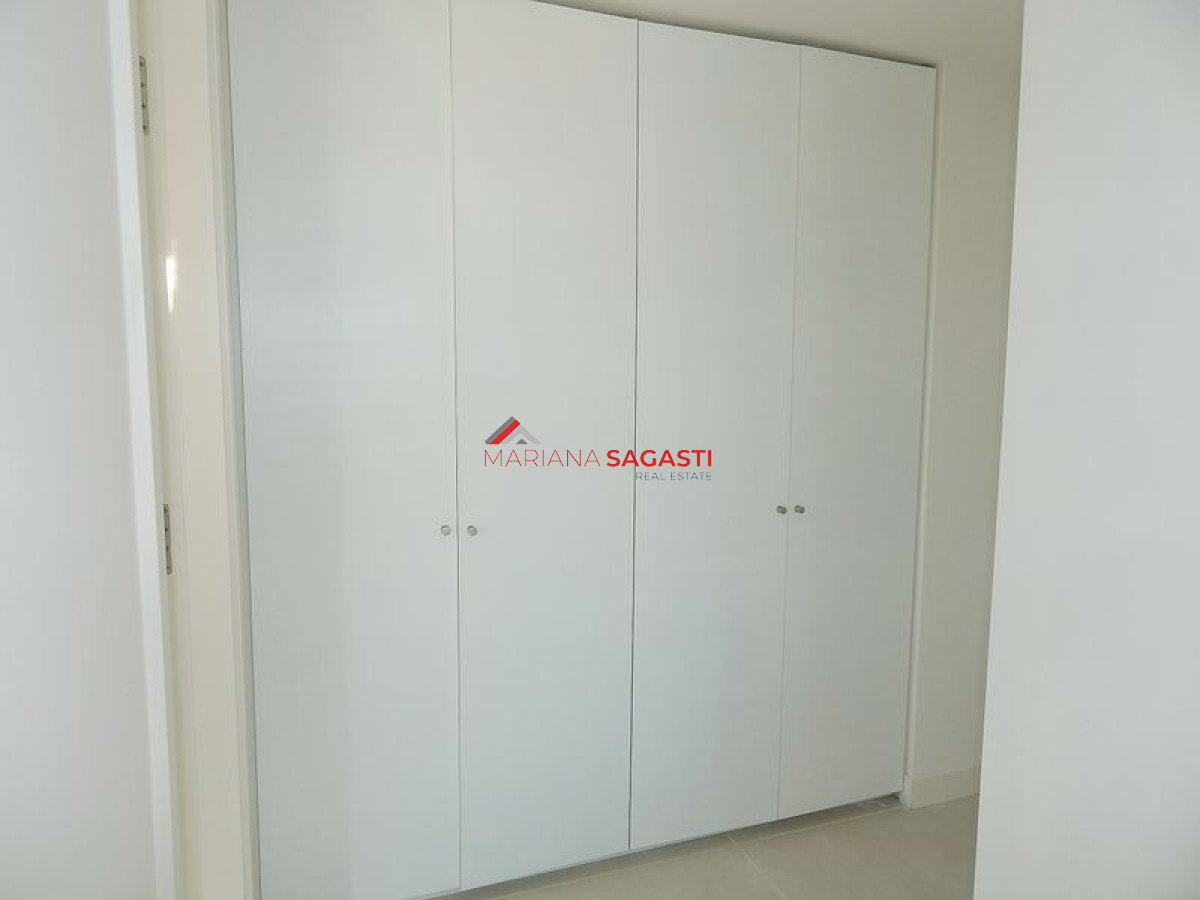 Apartamento ID.2242 - Apartamento en Punta del Este, Península