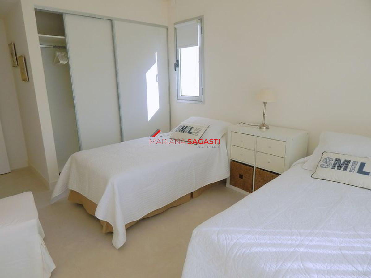 Apartamento ID.2242 - Apartamento en Punta del Este, Península