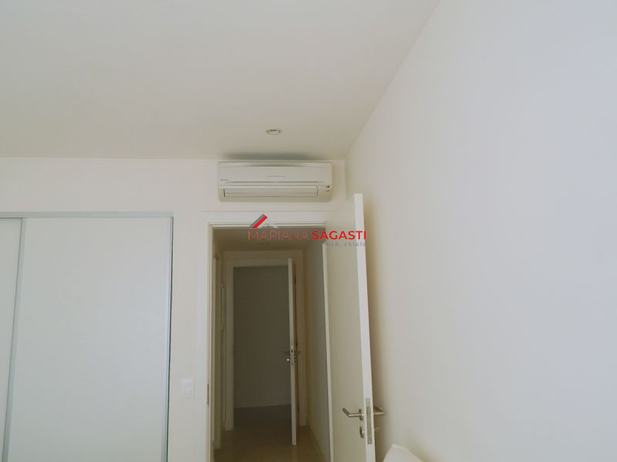 Apartamento ID.2242 - Apartamento en Punta del Este, Península