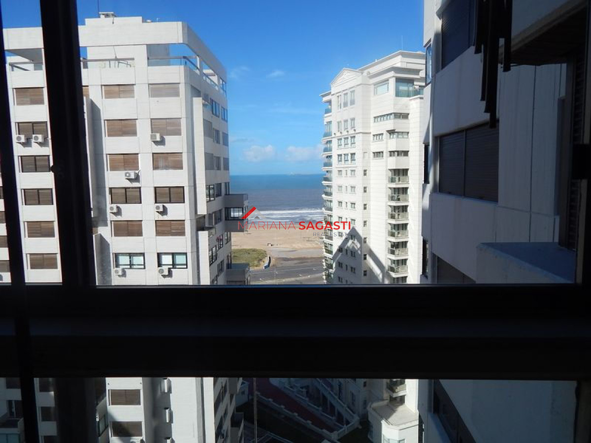 Apartamento ID.2399 - Apartamento en Punta del Este, Brava