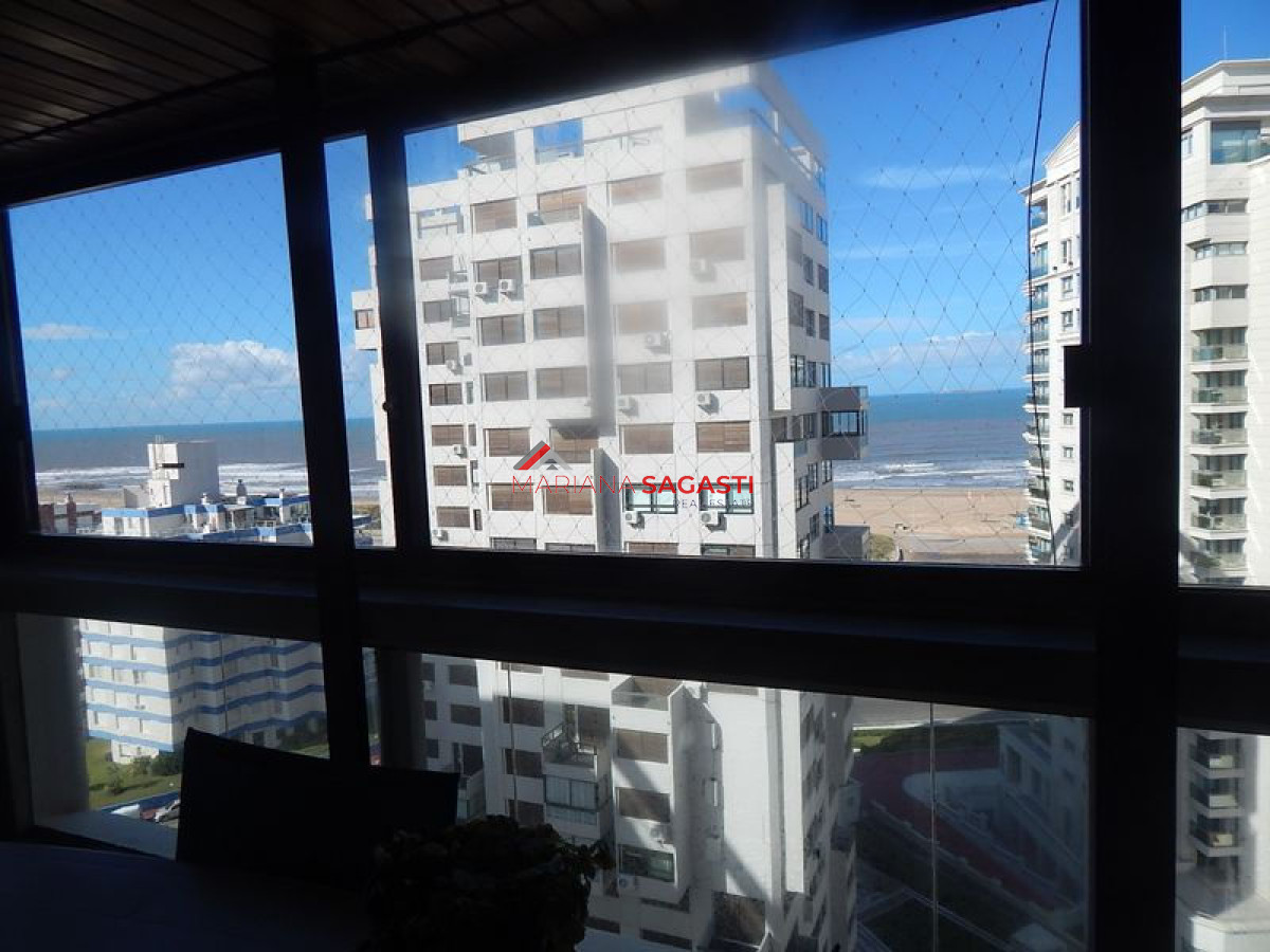 Apartamento ID.2400 - Apartamento en Punta del Este, Brava