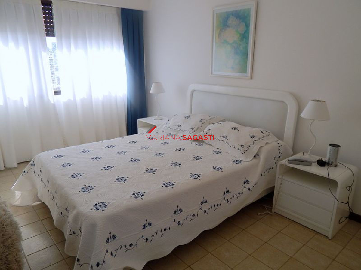 Apartamento ID.2400 - Apartamento en Punta del Este, Brava