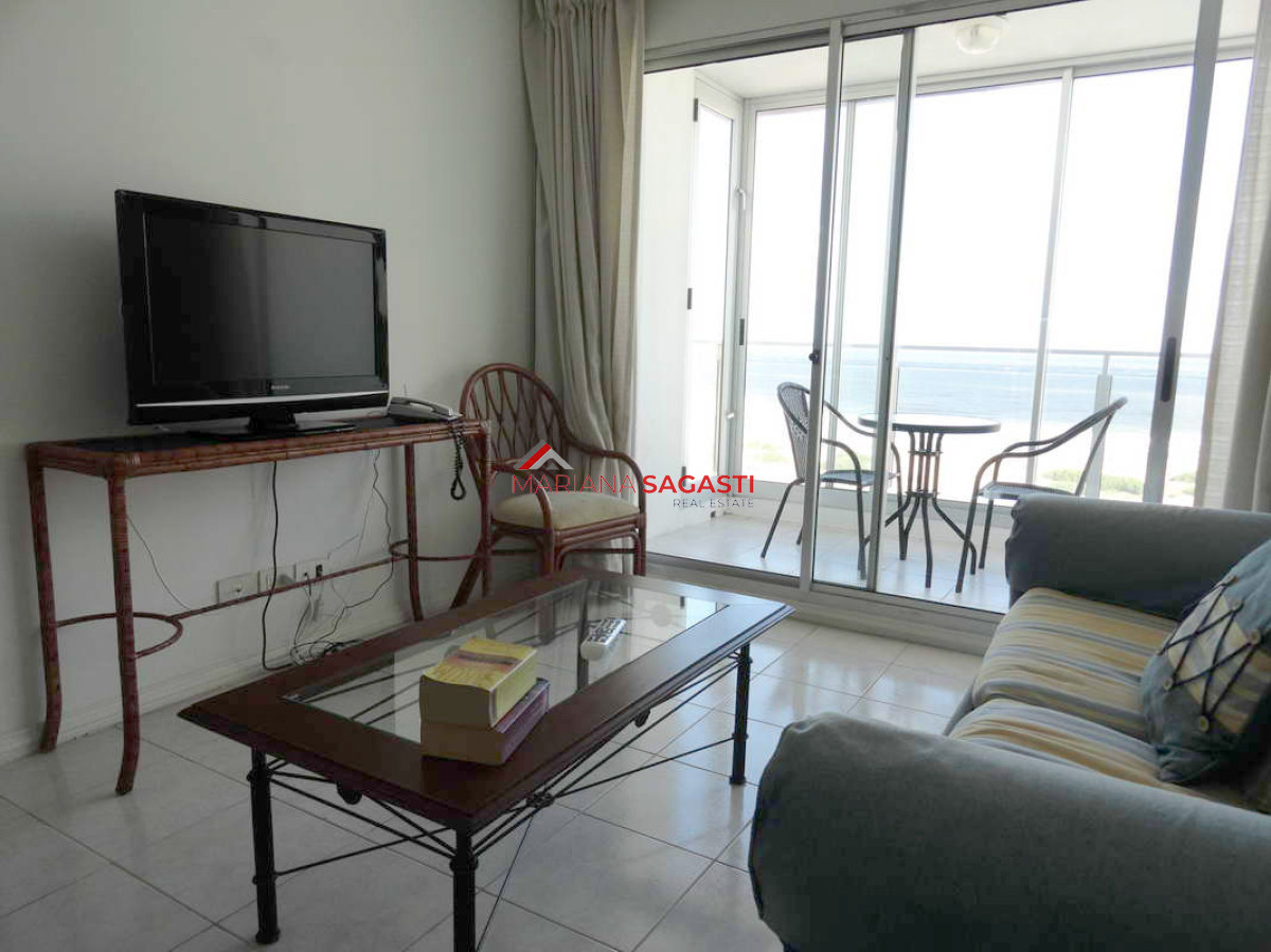 Apartamento ID.2437 - Apartamento en Punta del Este, Brava