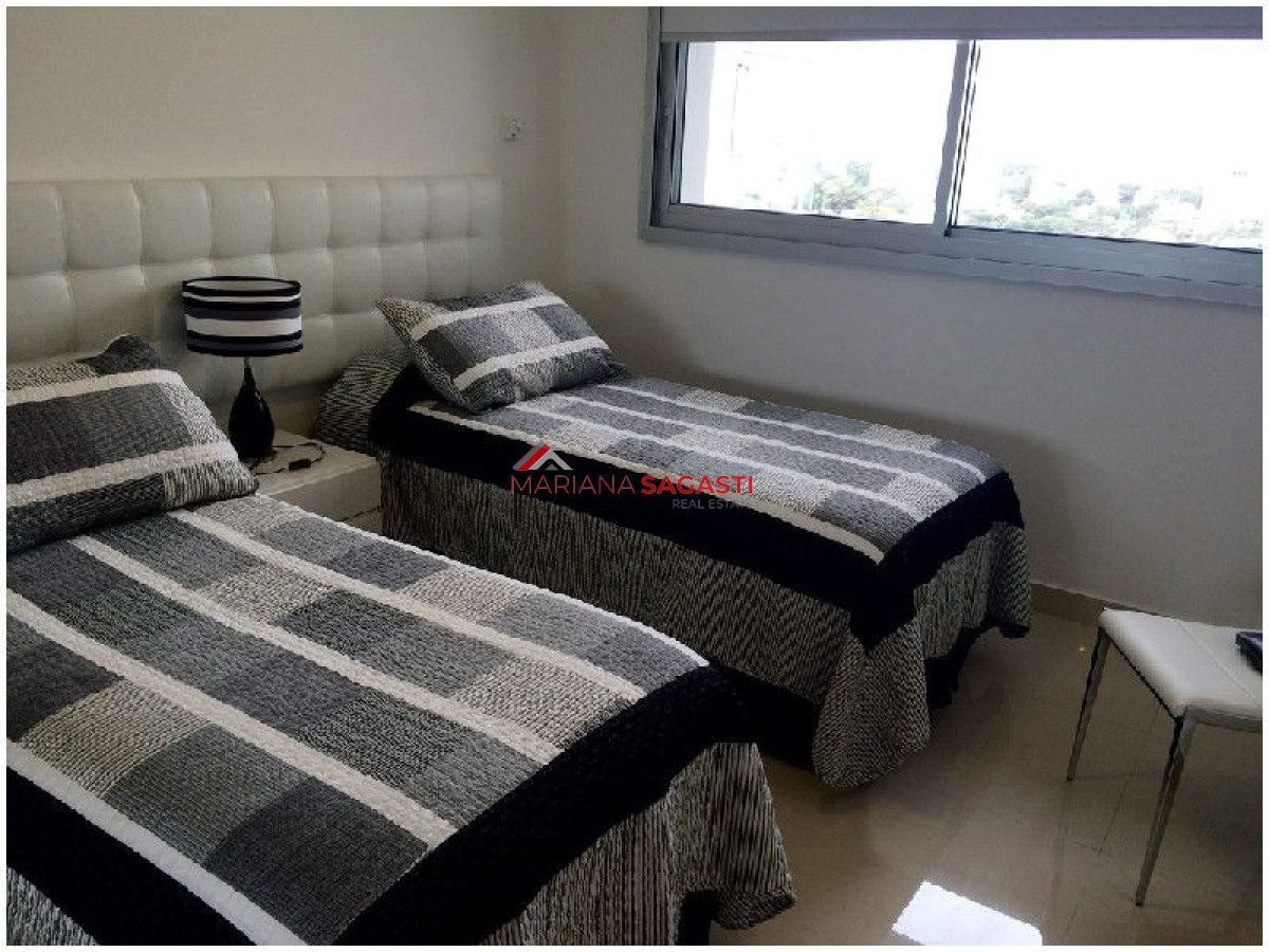 Apartamento ID.2439 - Apartamento en Punta del Este, Mansa