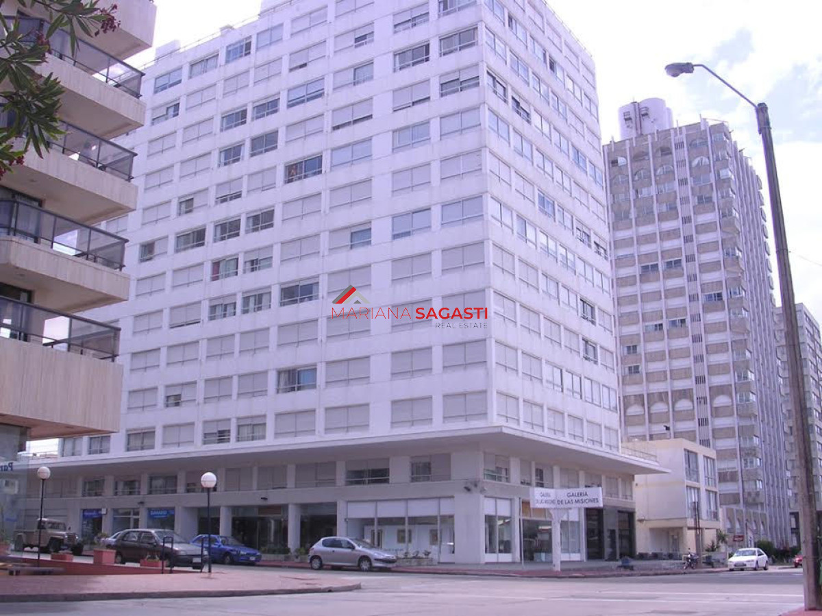 Apartamento ID.2441 - Apartamento en Punta del Este, Península