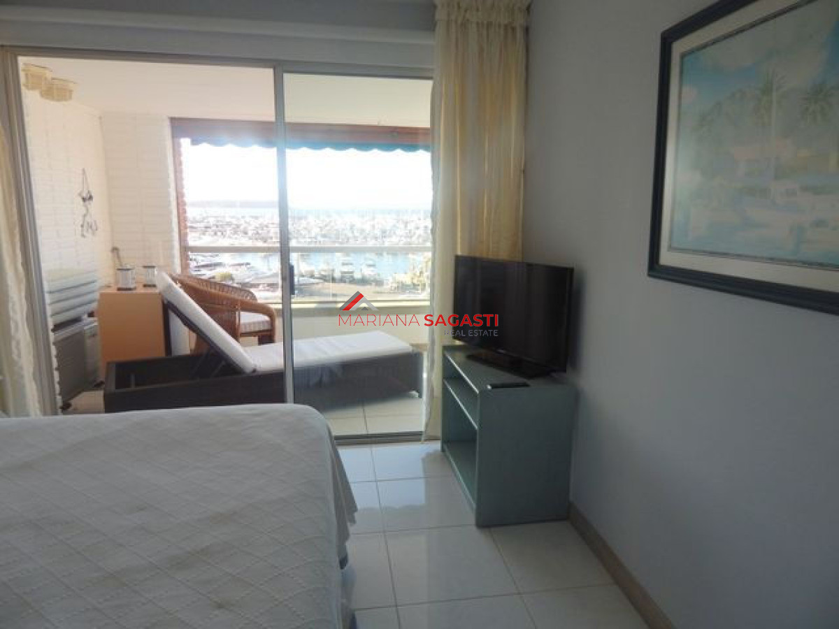Apartamento ID.2443 - Apartamento en Punta del Este, Península