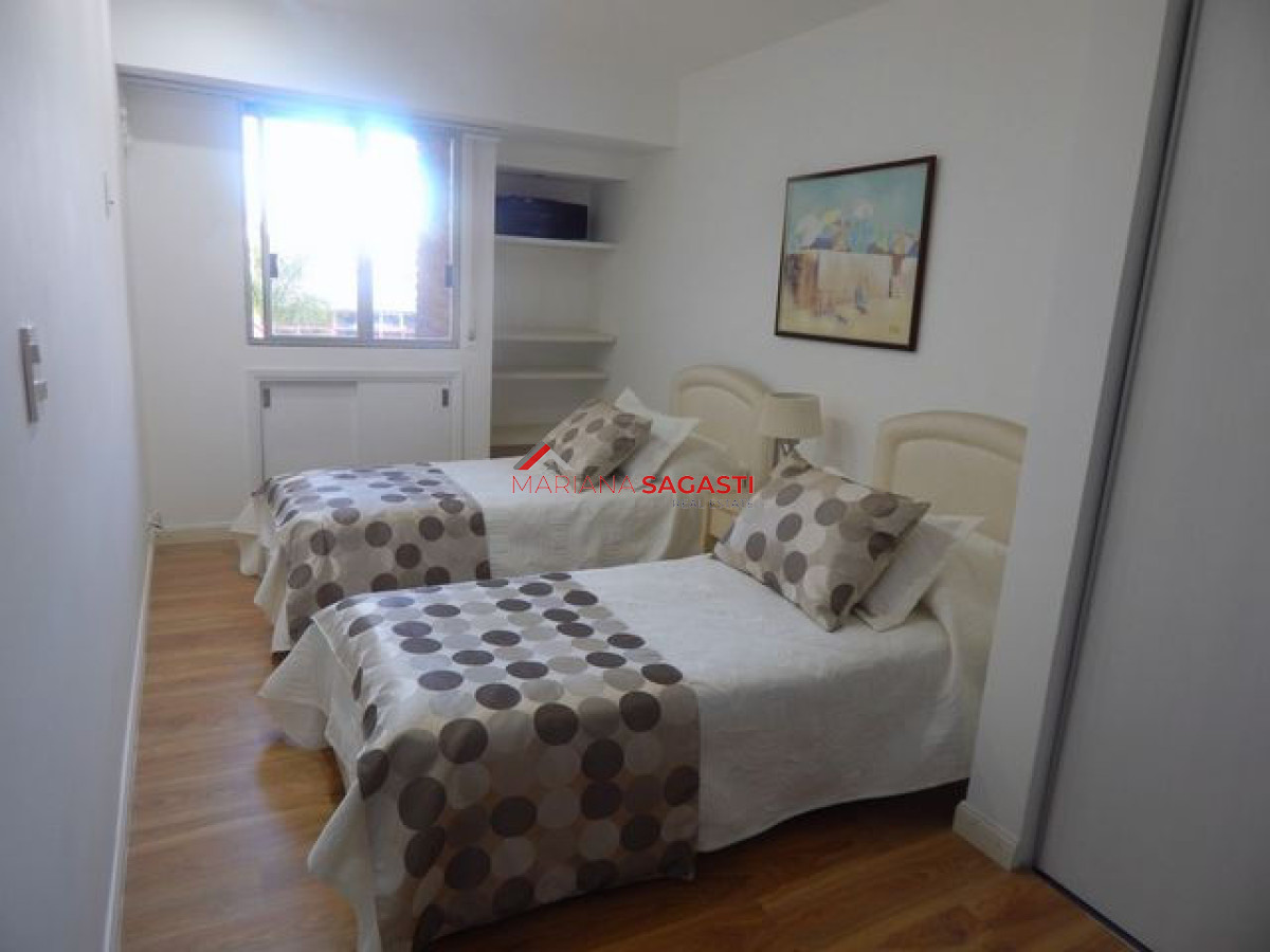 Apartamento ID.2443 - Apartamento en Punta del Este, Península