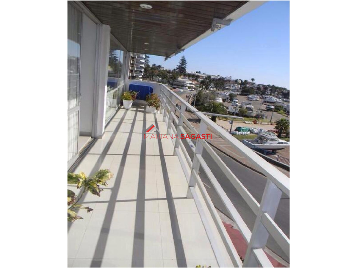 Apartamento ID.2500 - Apartamento en Punta del Este, Península