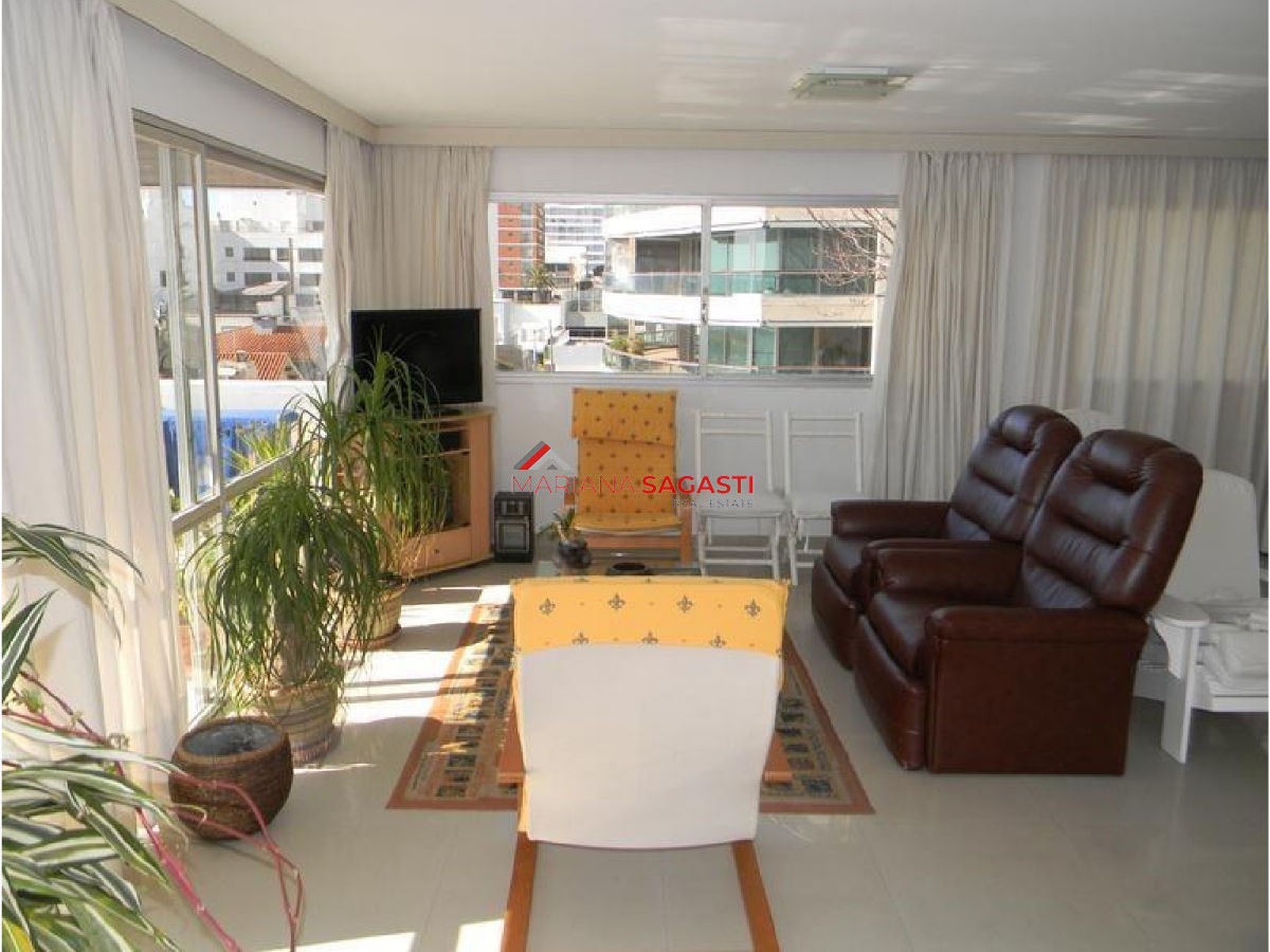 Apartamento ID.2500 - Apartamento en Punta del Este, Península