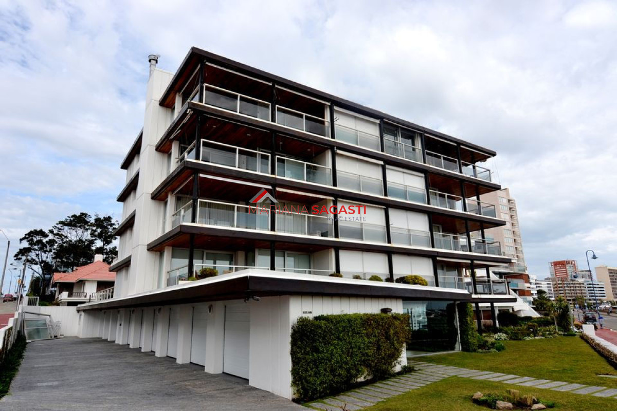 Apartamento ID.606 - Apartamento en Punta del Este, Península