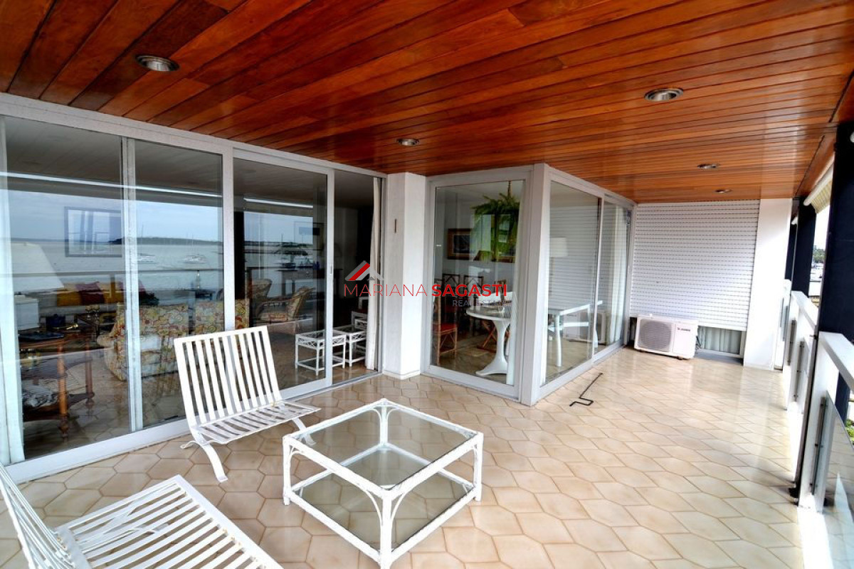 Apartamento ID.606 - Apartamento en Punta del Este, Península