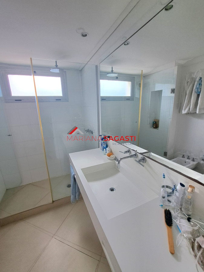 Apartamento ID.4005 - Apartamento en Punta del Este, Península