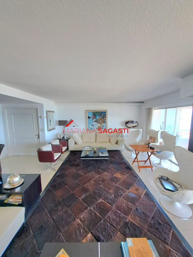 Apartamento ID.3768 - Apartamento en Punta del Este, Península