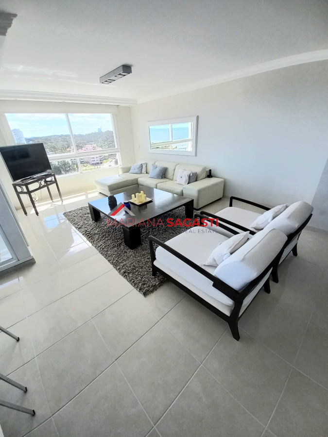 Apartamento ID.3717 - Apartamento en Punta del Este, Mansa