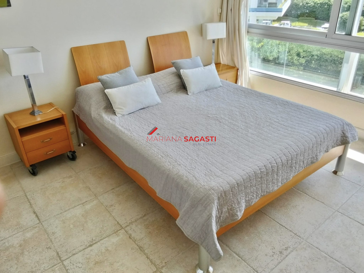 Apartamento ID.4280 - Apartamento en Punta del Este, Brava