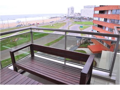 Apartamento en Punta del Este, Brava
