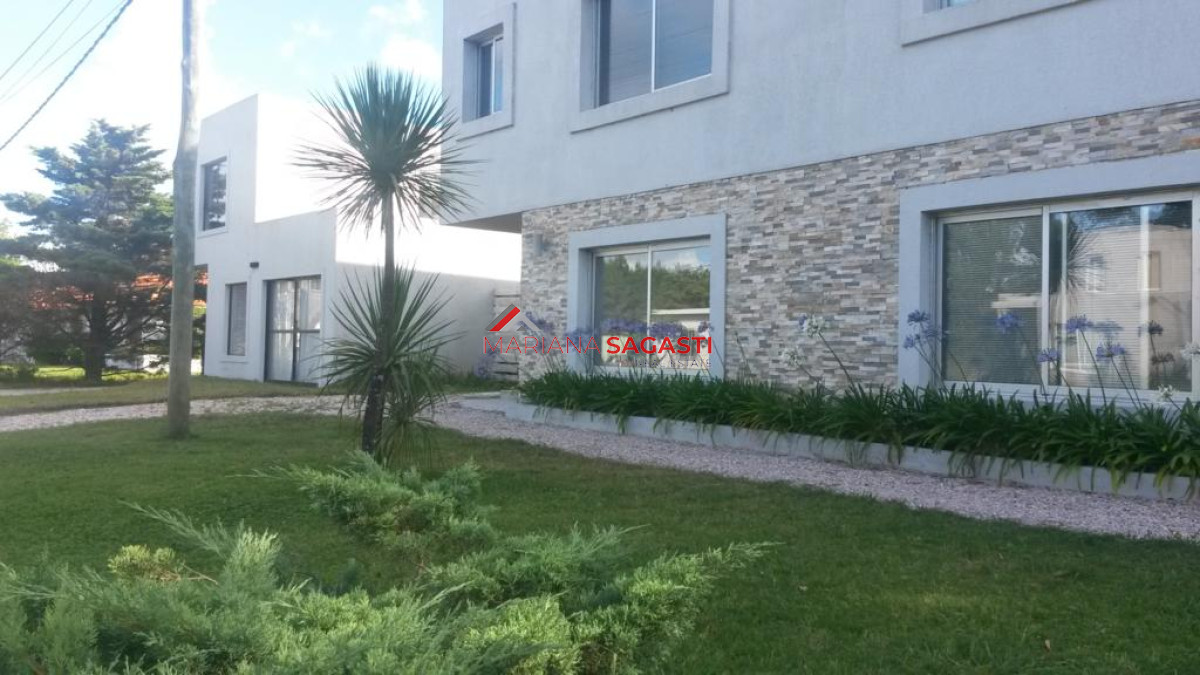 Casa ID.3417 - Casa en Punta del Este, Pinares