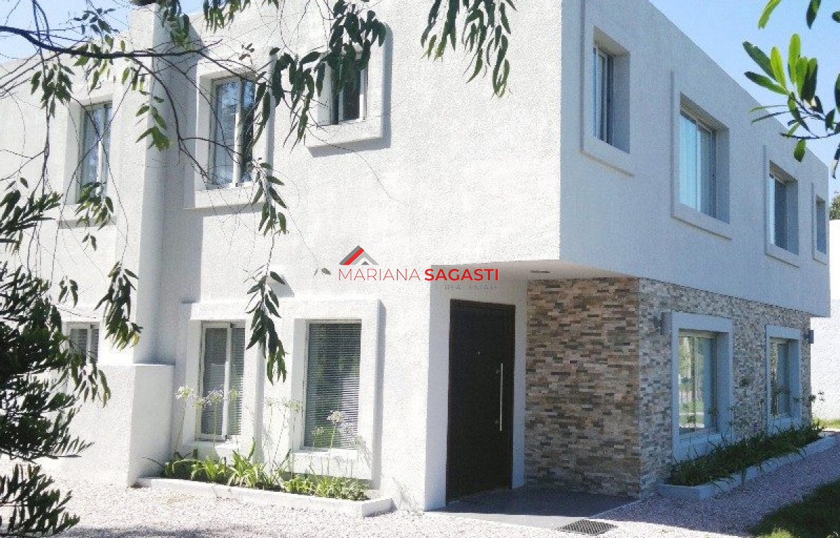 Casa ID.3417 - Casa en Punta del Este, Pinares