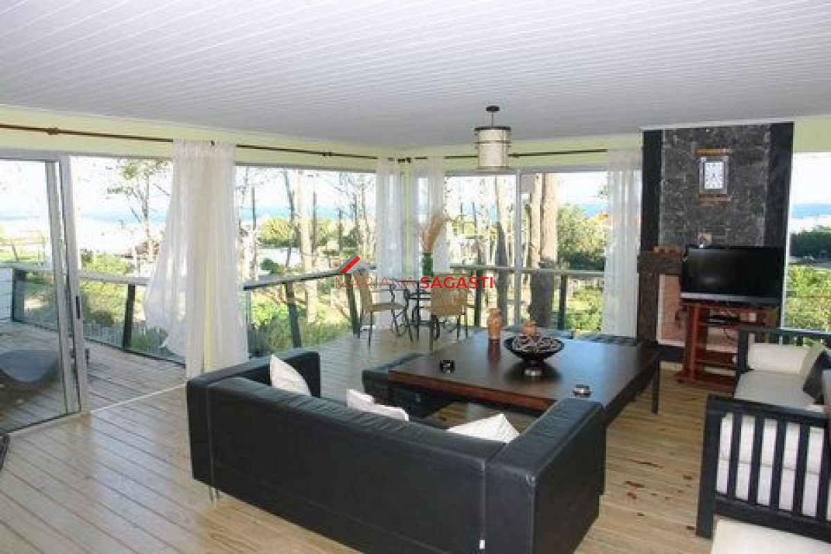 Casa ID.3063 - Casa en Manantiales, Manantiales