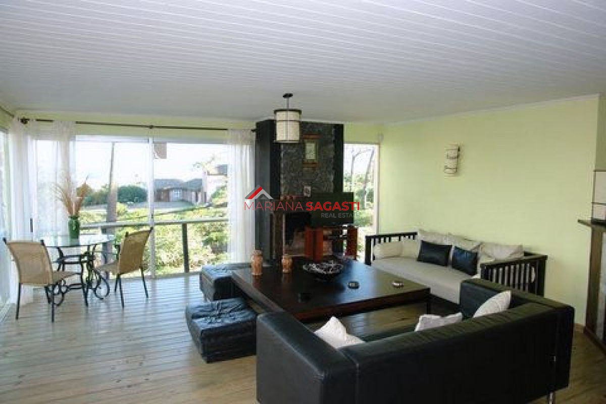 Casa ID.3063 - Casa en Manantiales, Manantiales