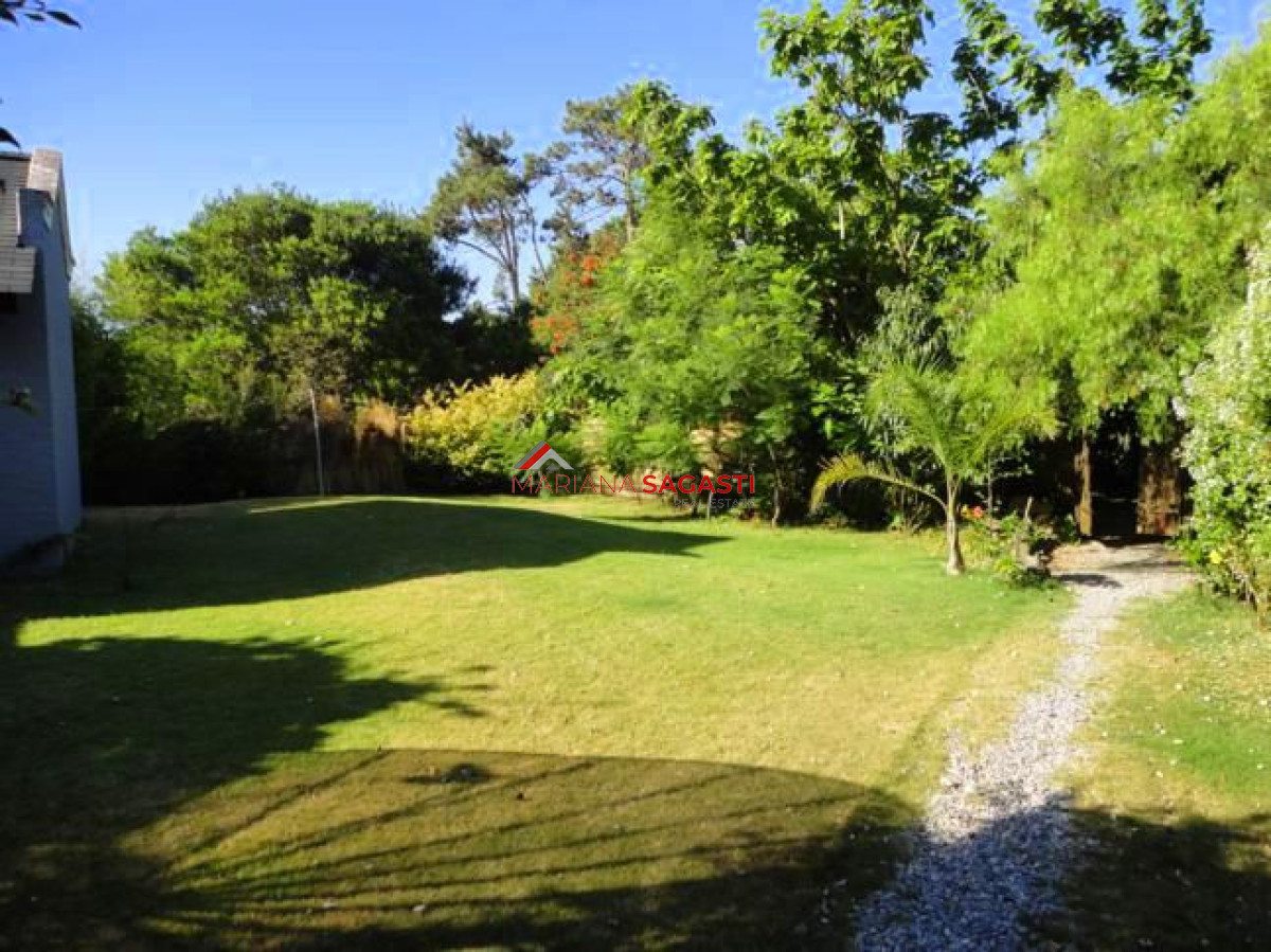 Casa ID.3080 - Casa en Punta del Este, Cantegril