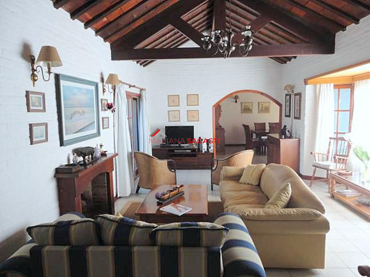 Casa ID.3080 - Casa en Punta del Este, Cantegril