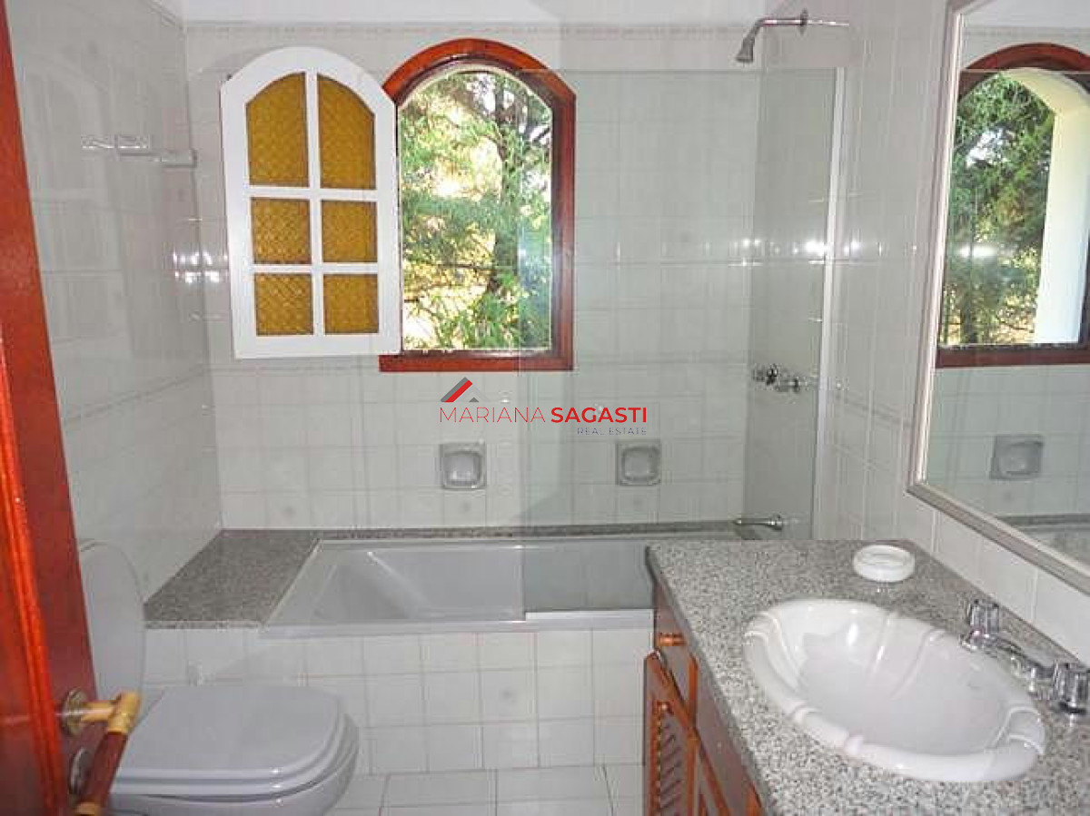 Casa ID.3080 - Casa en Punta del Este, Cantegril