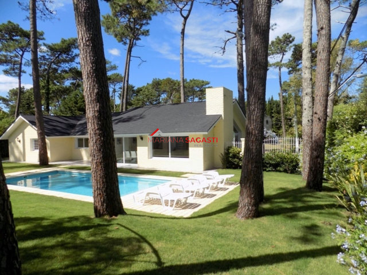 Casa ID.3222 - Casa en Punta del Este, Mansa
