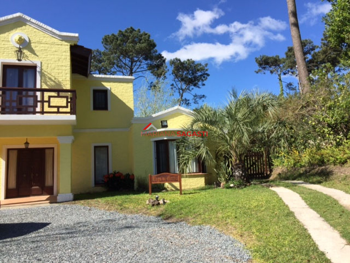 Casa ID.3227 - Casa en Punta del Este, Cantegril