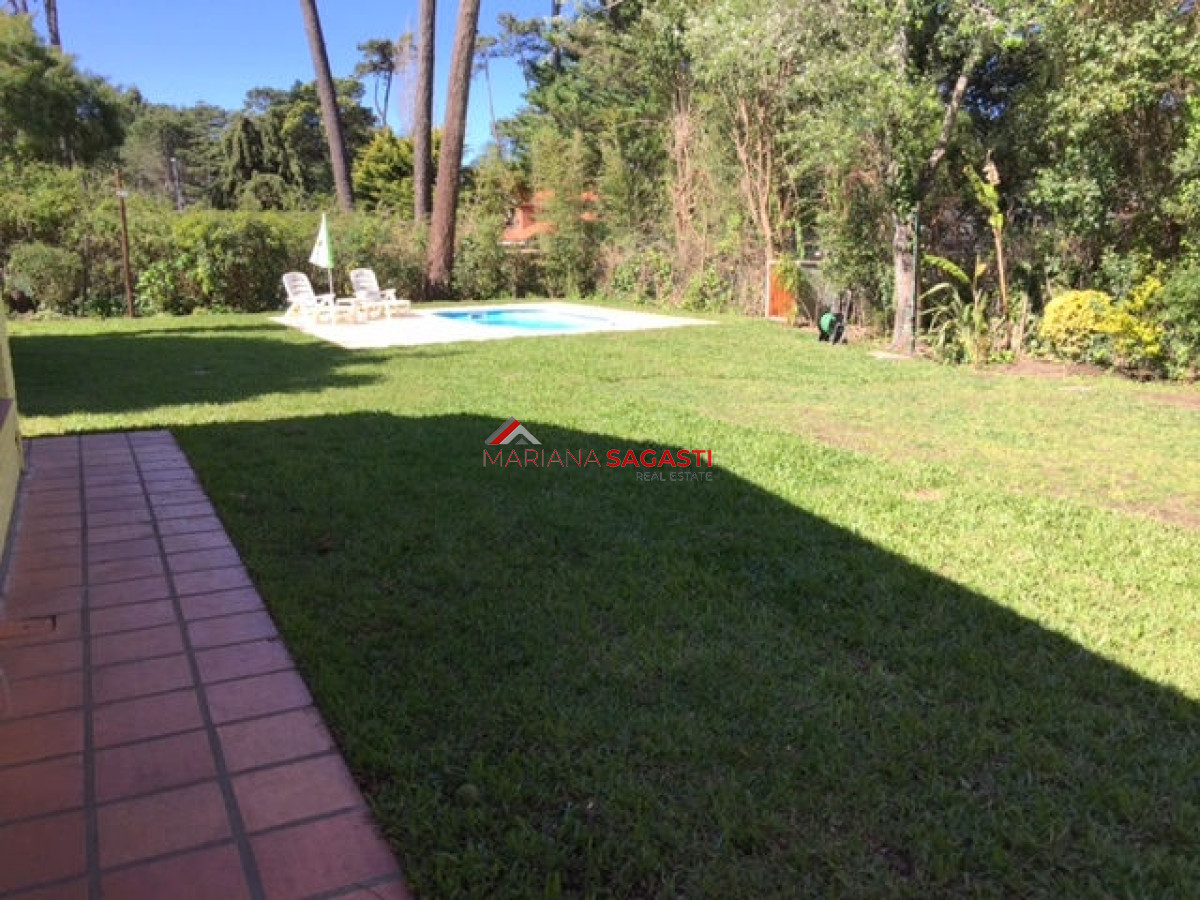 Casa ID.3227 - Casa en Punta del Este, Cantegril