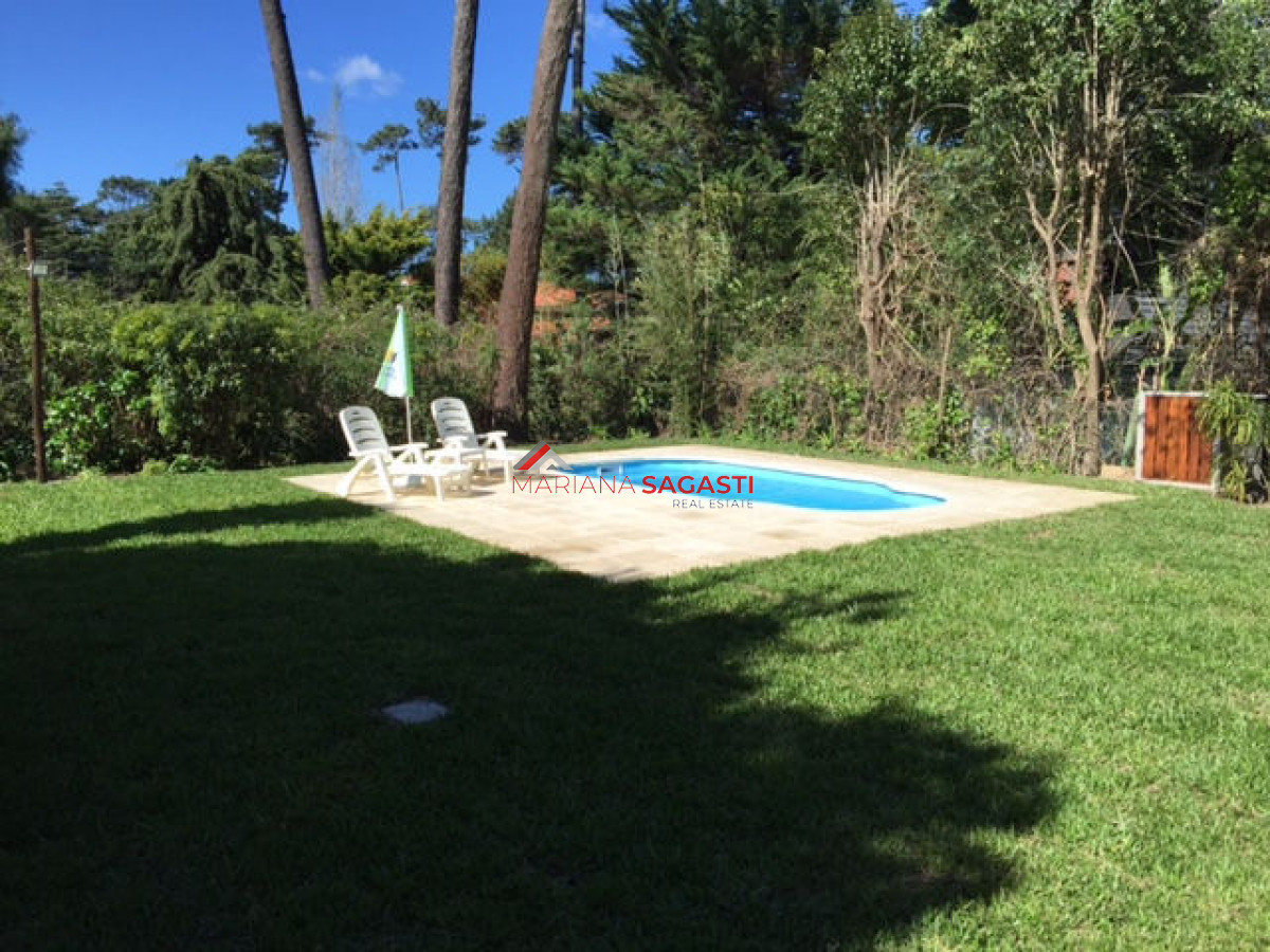 Casa ID.3227 - Casa en Punta del Este, Cantegril