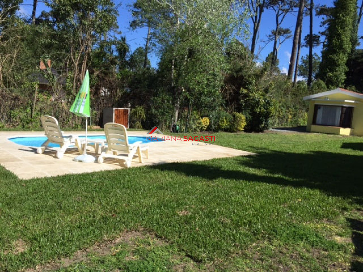 Casa ID.3227 - Casa en Punta del Este, Cantegril
