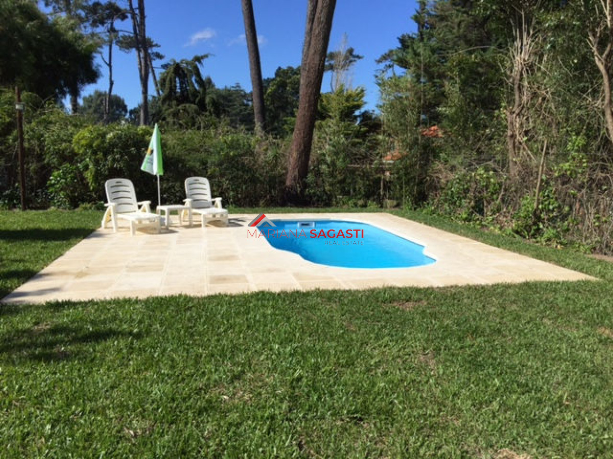 Casa ID.3227 - Casa en Punta del Este, Cantegril