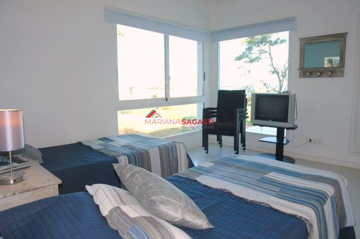 Casa ID.2852 - Casa en Manantiales, Manantiales