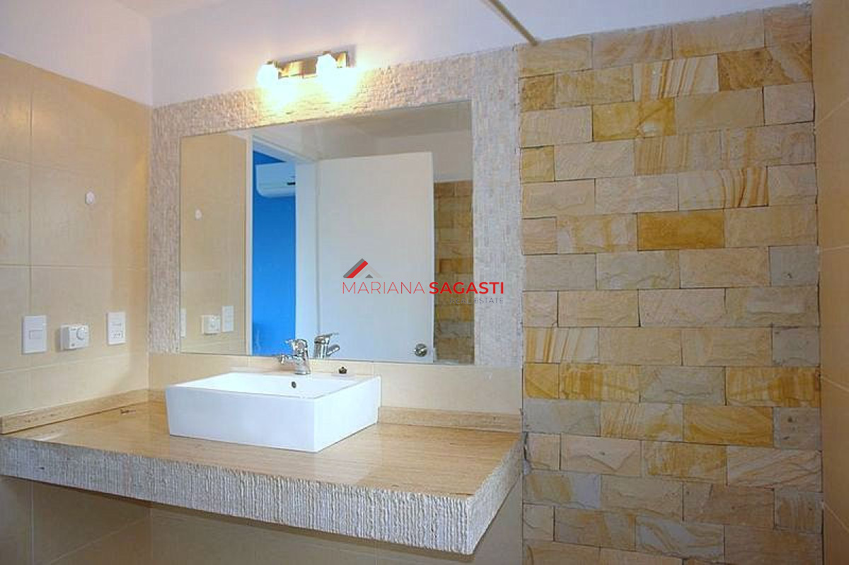 Casa ID.2852 - Casa en Manantiales, Manantiales