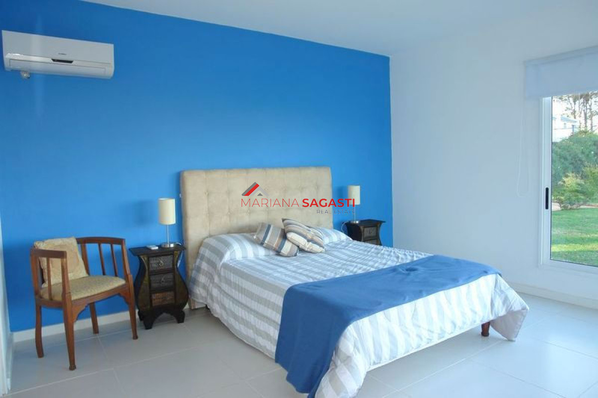 Casa ID.2852 - Casa en Manantiales, Manantiales