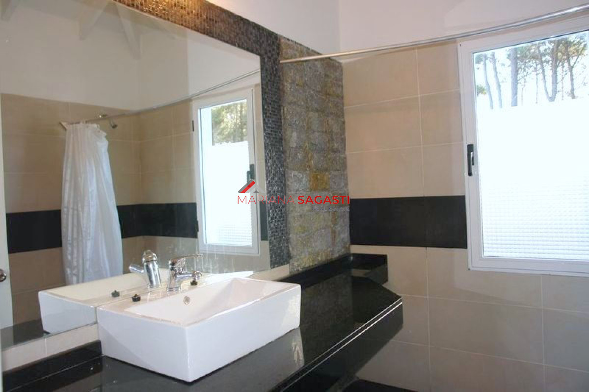 Casa ID.2852 - Casa en Manantiales, Manantiales