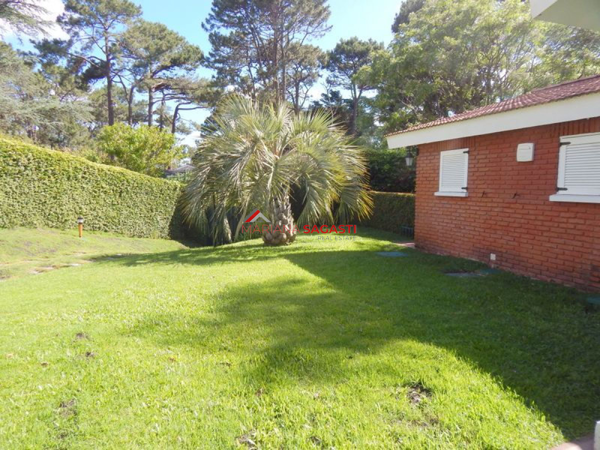 Casa ID.2553 - Casa en Punta del Este, Mansa