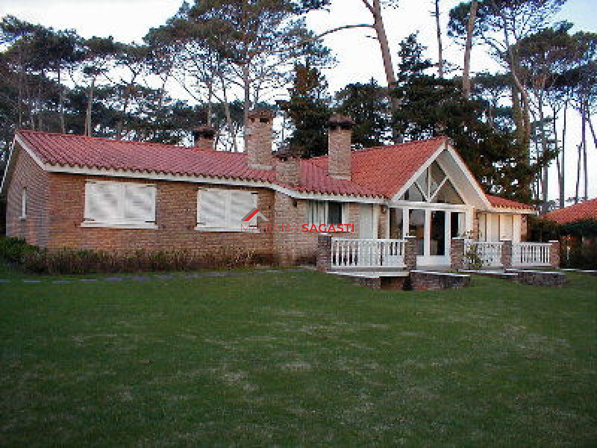Casa ID.2564 - Casa en Punta del Este, Pinares