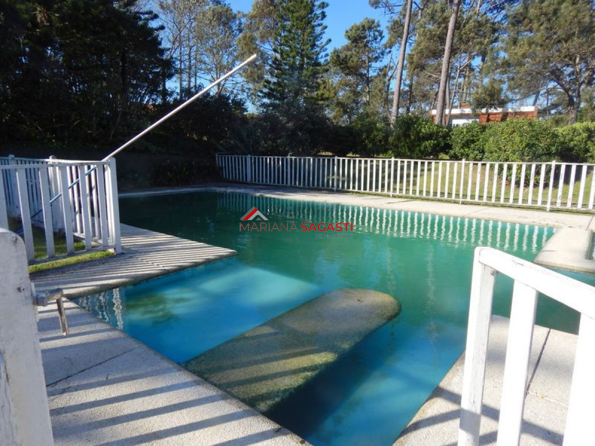 Casa ID.2564 - Casa en Punta del Este, Pinares