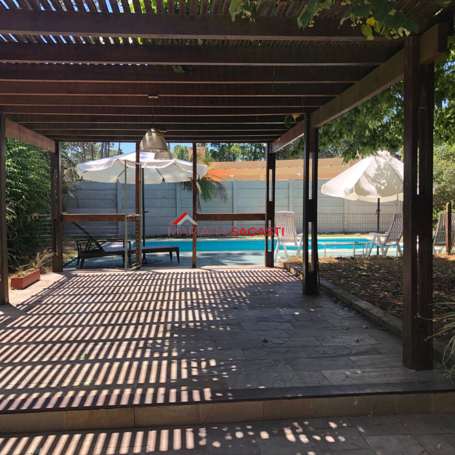 Casa ID.3772 - Casa en Punta del Este, Lugano