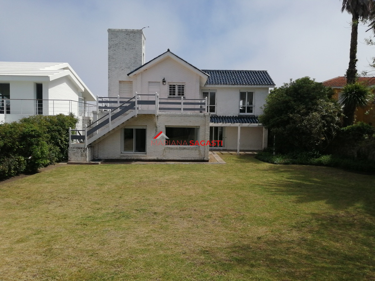 Casa ID.2618 - Casa en Punta del Este, Península