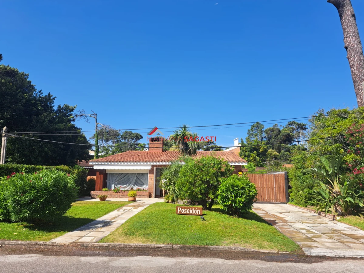 Casa ID.2845 - Casa en Punta del Este, Mansa