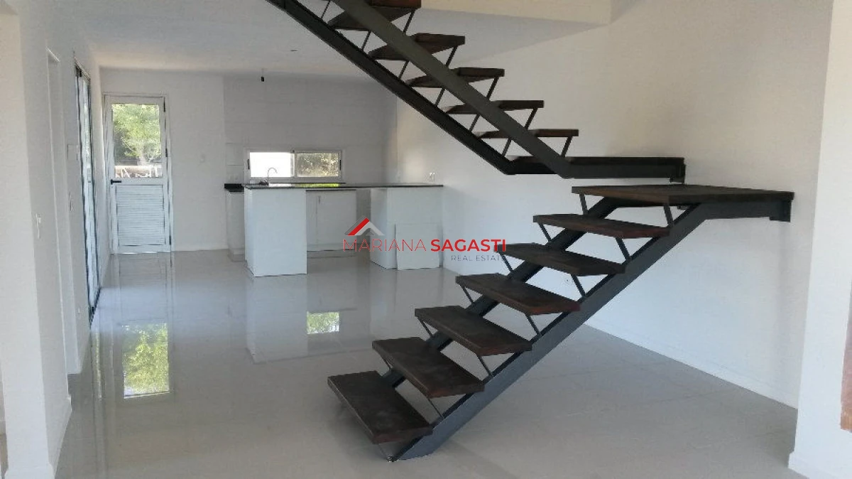 Casa ID.3220 - Casa en Punta del Este, Pinares