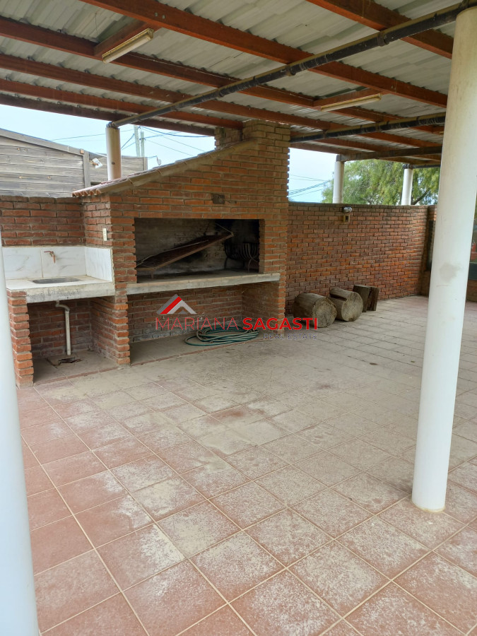 Casa ID.3682 - Gran oportunidad Casa en Balneario Buenos Aires