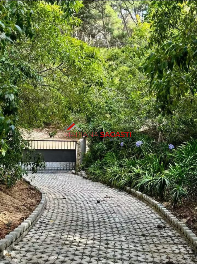 Casa ID.4276 - Casa en Punta Ballena, Club del Lago