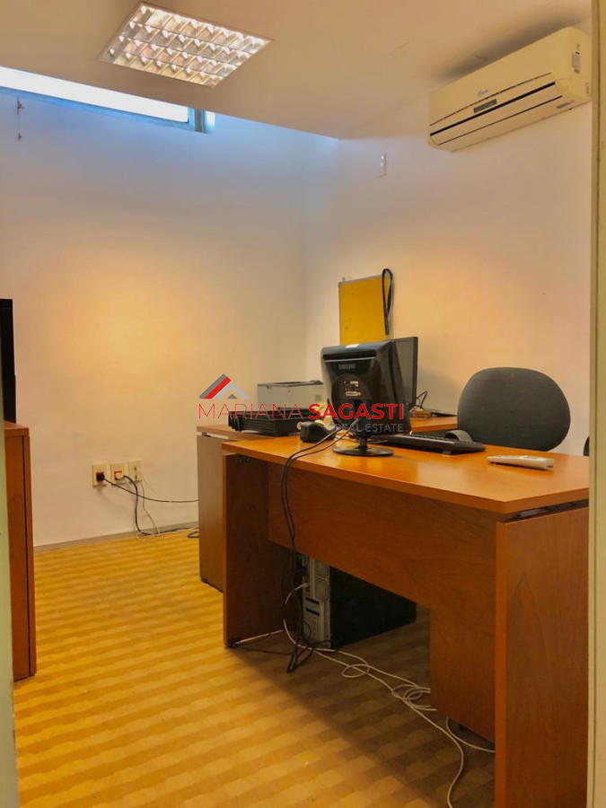 Local Comercial ID.3957 - Local en Punta del Este, Península